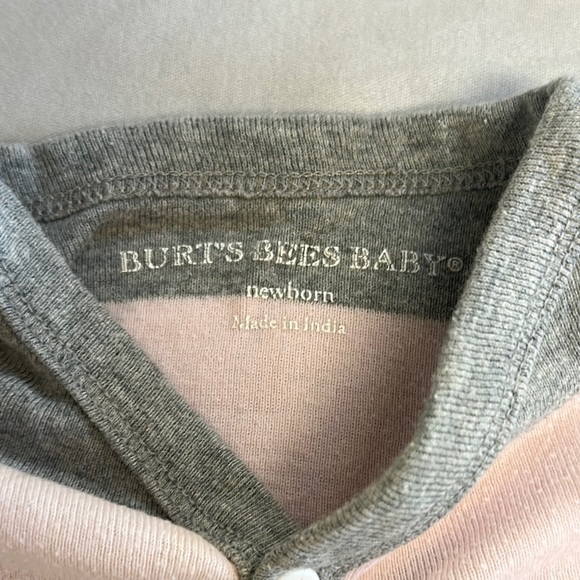 Burt's Bees Baby - Rugby Striped Pink and Gray Footies One Piece - Picture 2 of 5